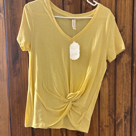 Altar'd State Mustard V-Neck Twist Tee - Picture 1 of 3
